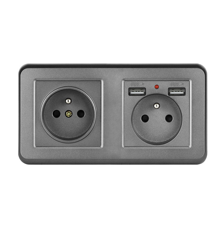 UNIC Elektrick zsuvka 2x230V+2xUSB 5V/2.1A plast ed v rmeku 153mm
