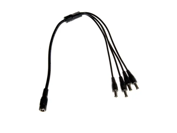 Rozbo�ova� nap�jen� pro 4 kamery