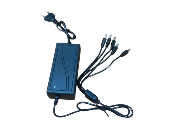 12V 5A DC 5,5/2,1mm  adaptér s rozbočovačem pro 5 kamer