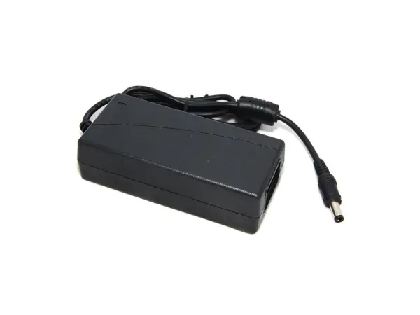 adapter 15v 4a dc 5,5/2,1mm 