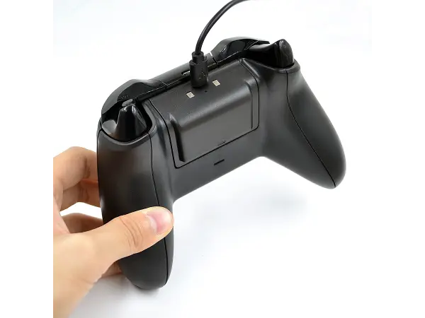 volna nabijeci stanice snd-400 + 2x baterie pro xbox one - black (xone)