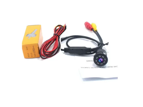 Kamera couvac� parkovac� s pomocn�mi �arami K0132A1P 