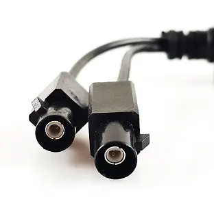 antenni napajec y3136 a slucovac 2x fakra - din