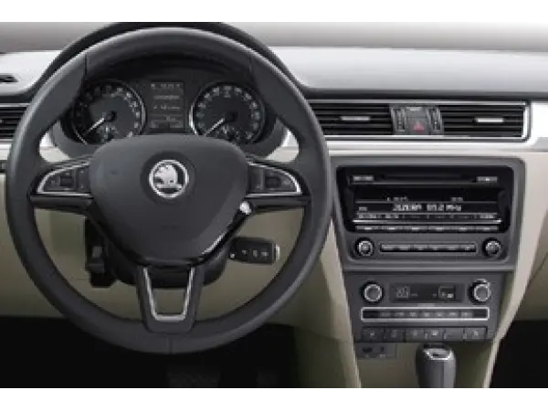 Škoda Rapid (2012)- Redukční rámeček autorádia SK-012 