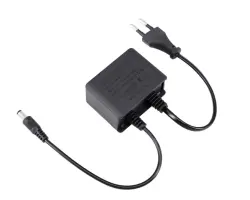 12V 2A DC 5,5/2,1mm adapter pro PTZ kameru �ern� - 78 K�